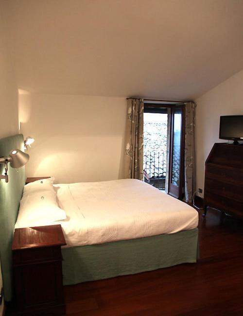 Sant'Angelo 42 Bed and Breakfast Orvieto Rum bild